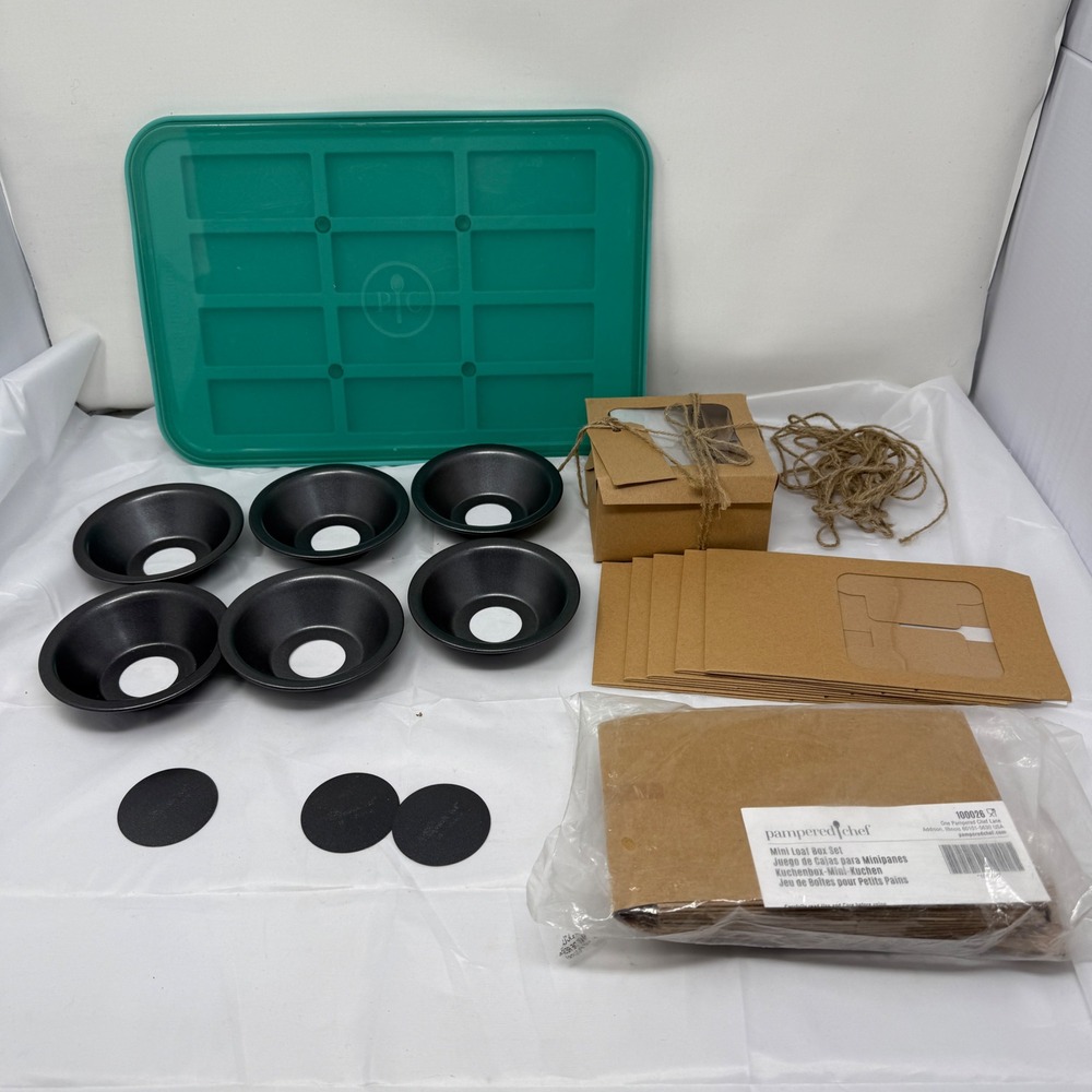 Pampered Chef Silicone snack maker tart Tins and Gift Box Set 100026
